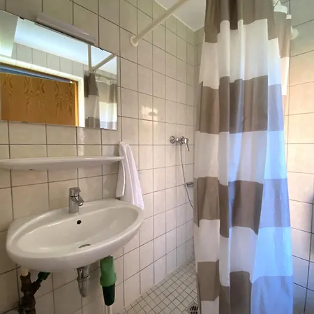 Haus 4 Wandern Und Radeln Im Wunderschoenen Teutoburger Wald - *